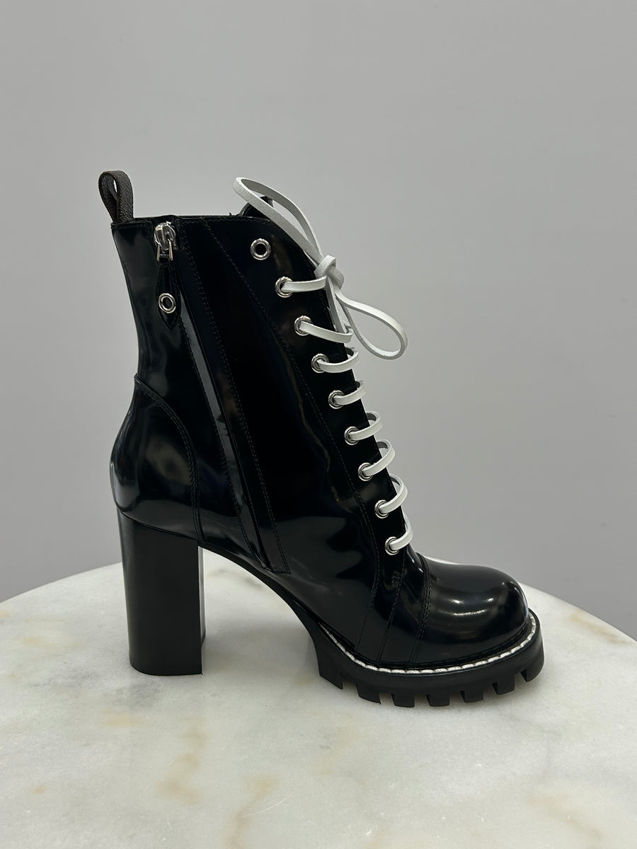 Louis Vuitton Star Trail black leather boots size 41